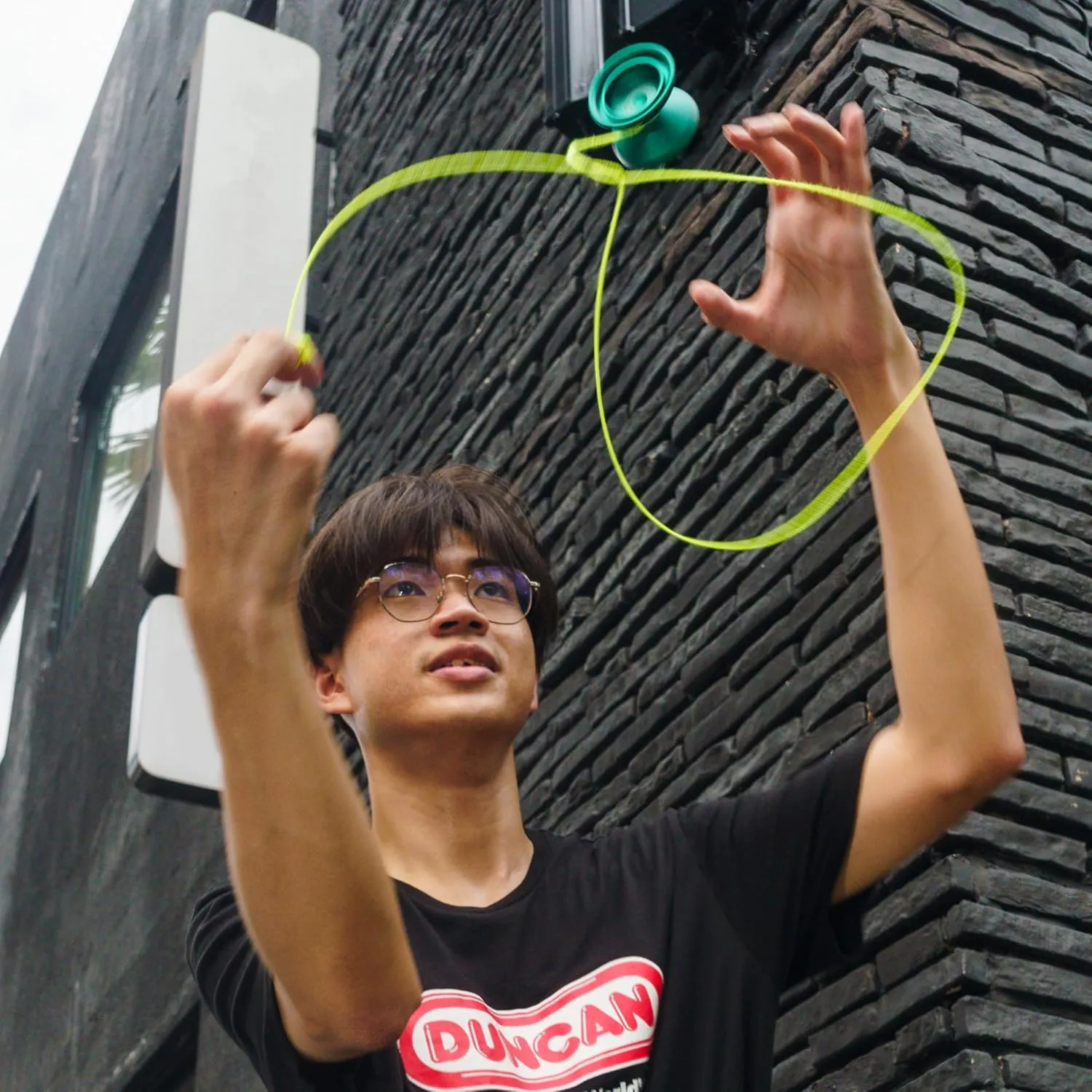 Duncan Toys Windrunner Yo-Yo [Black] - Unresponsive Pro Level Aluminum Yo-Yo with Double Rim, Concave Bearing, SG Sticker Response