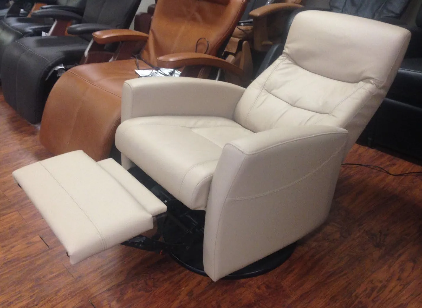 Fjords Ulstein Swing Relaxer Recliner Norwegian Ergonomic Scandinavian Lounge Manual Reclining Chair Furniture Nordic Line Sandel Genuine Leather by Hjellegjerde