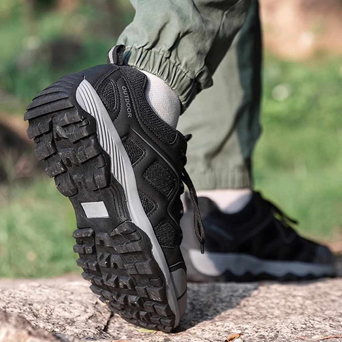 Hiking Shoes Mens Waterproof Mountain Trekking Shoes Women Breathable Walking Shoes Outdoor Sports Winter Boots