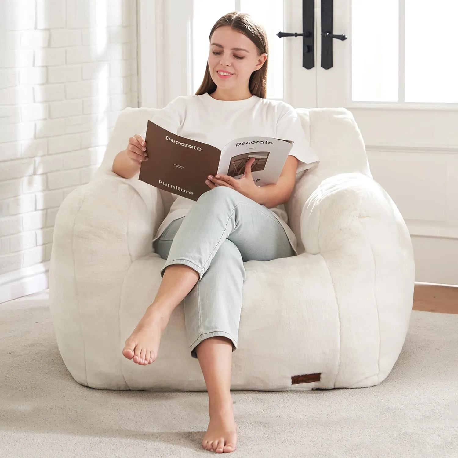 Hobestluk Bean Bag Chair for Adult Small Bean Bag Chairs with Arms Furry Beanbag Chair with Foam Filler Stuffed Bean Bag Sofa for Reading in Bedroom Living Room and Dorms(White)