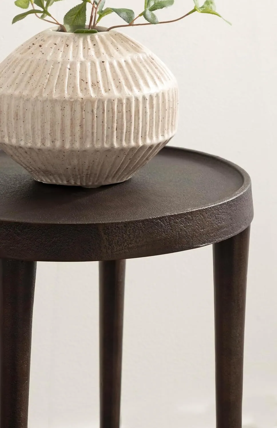 Kate and Laurel Rava Modern Metal Round Side Table, 14 x 14 x 22, Bronze, Cast Aluminum Accent Table for Use as Indoor Plant Stand or Living Room Decor Piece