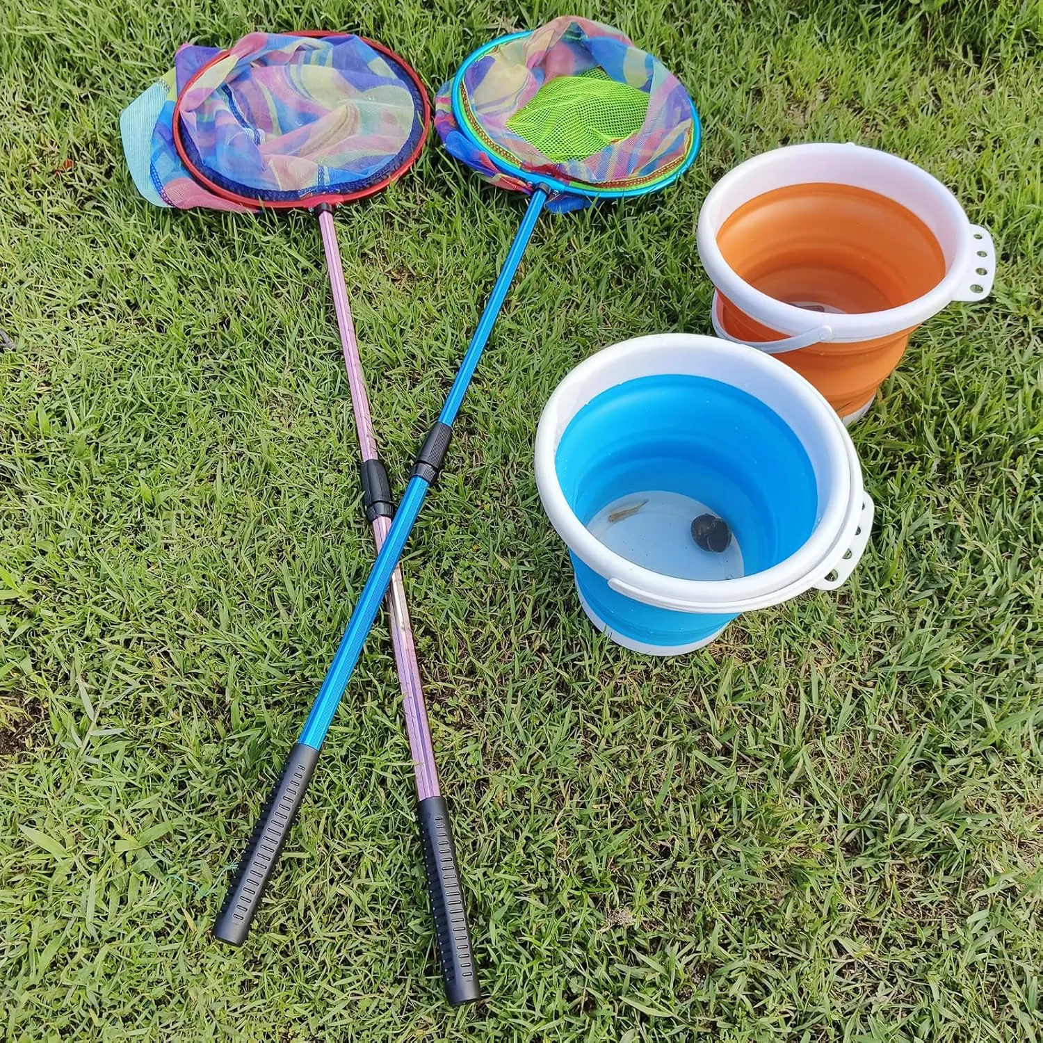 Kids Fishing Nets with Bucket Fishing Retractable Landing Net Lightweight Aluminum Pole with Non-Slip Handle for Catch and Release and Release Frogs Butterfly Youth Outdoor