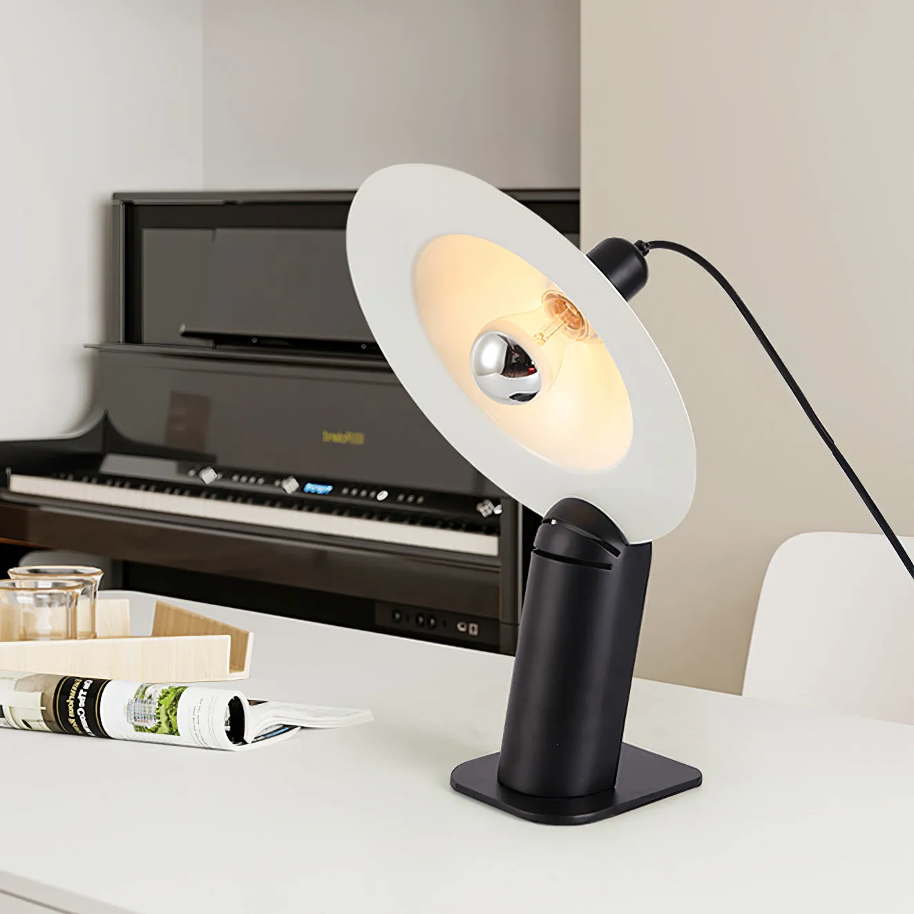 Lampiatta Table Lamp
