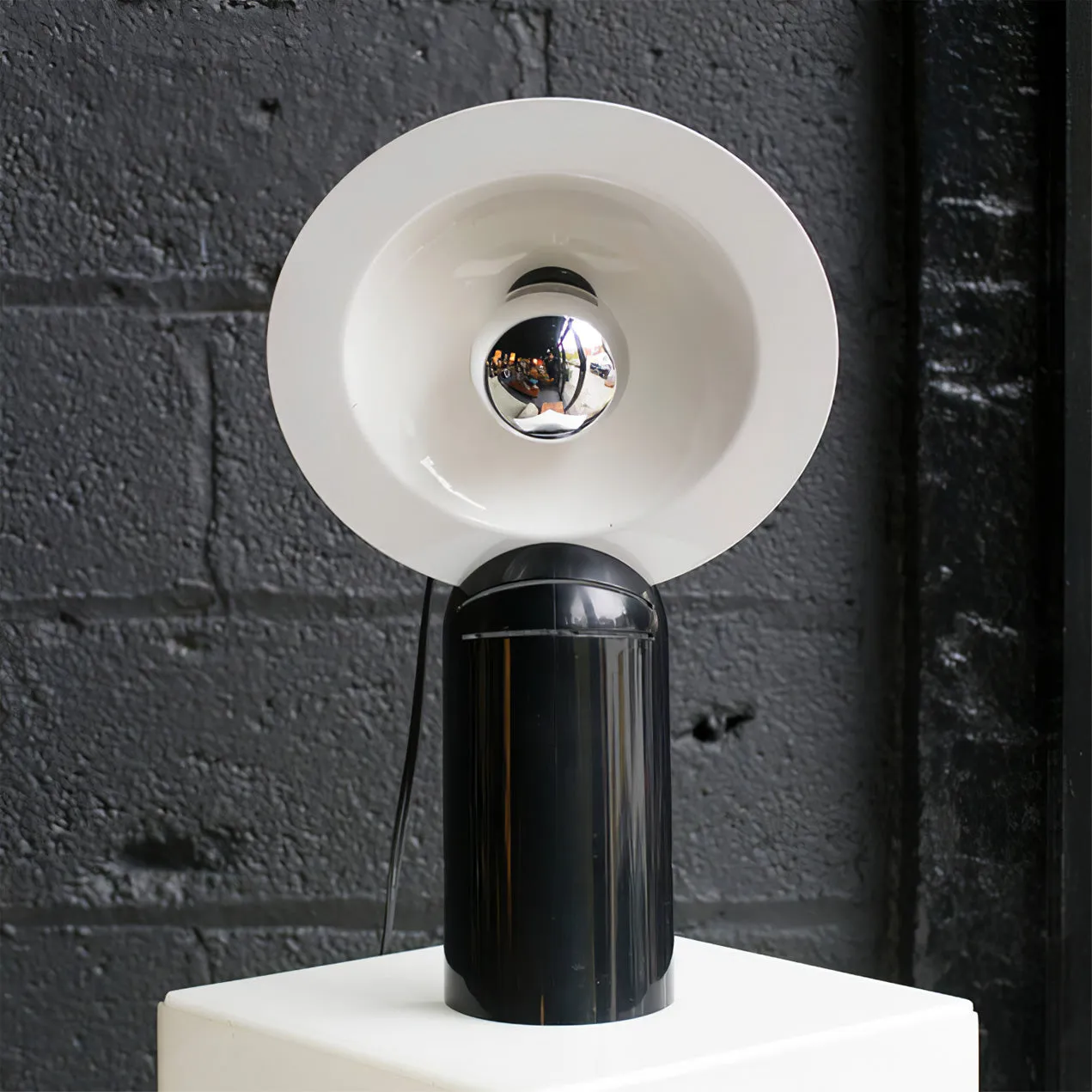 Lampiatta Table Lamp