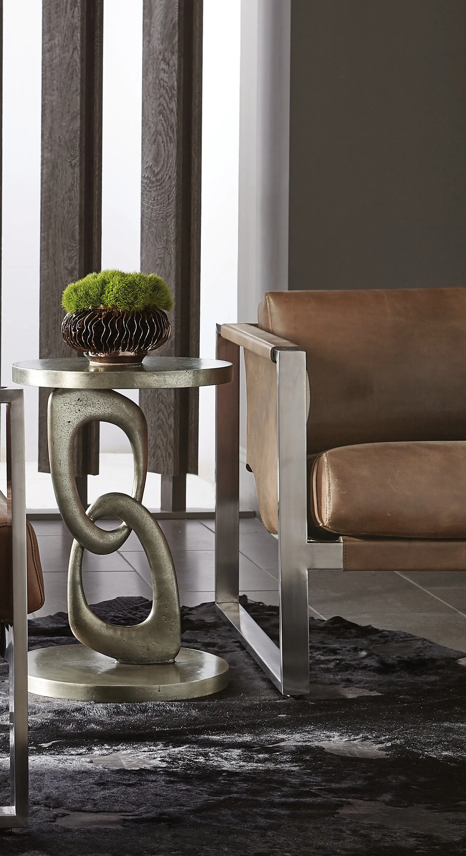 Linea Side Table