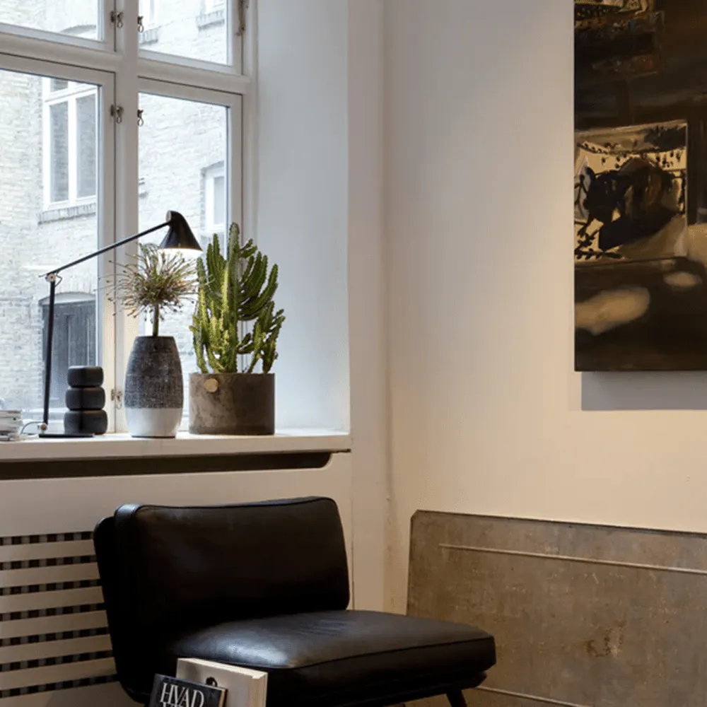Njp Table Lamp