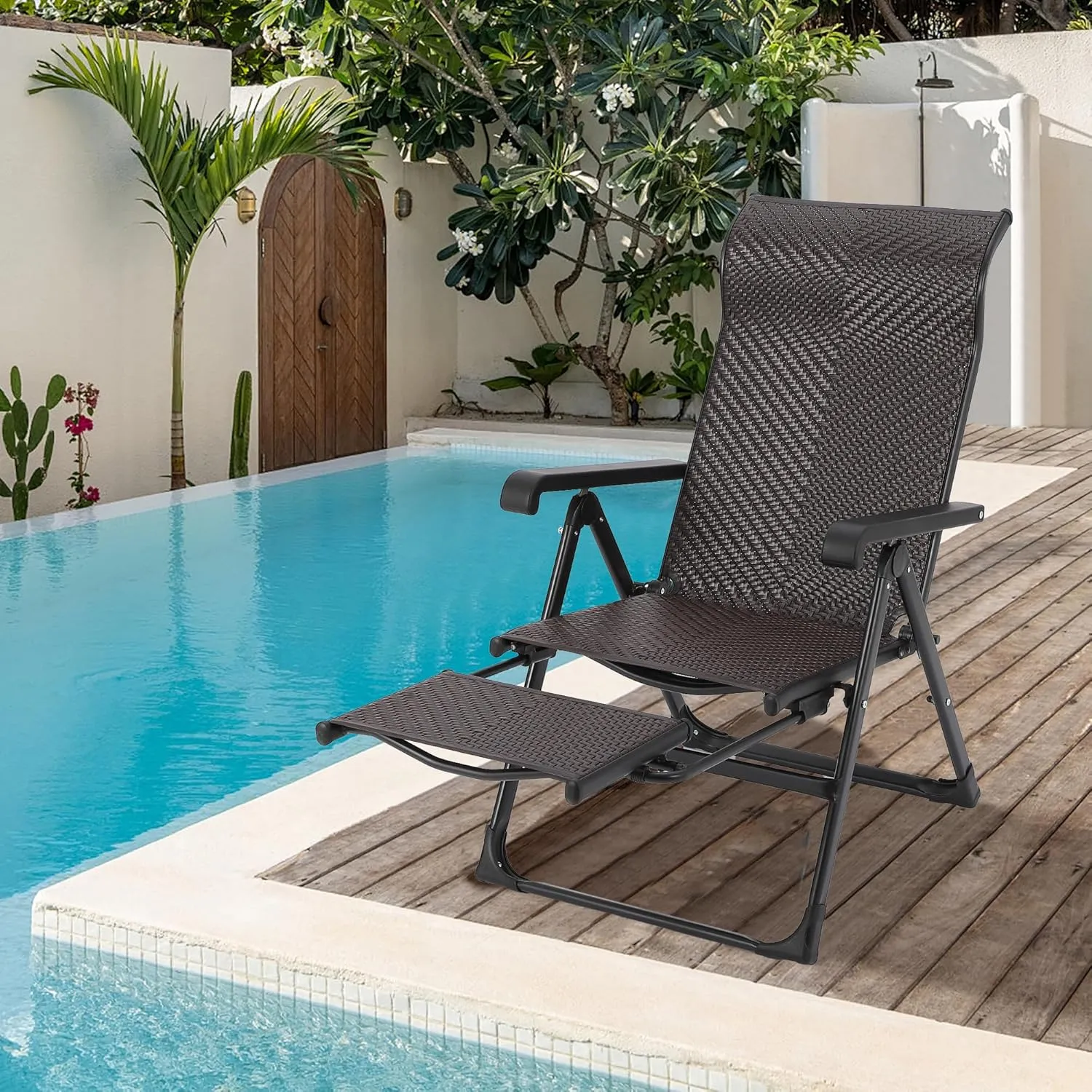Outdoor Folding Rattan Lounge Chair, Patio Lounge Chair with Adjustable High Backrest & Reversible Out Footrest, Portable Recliners for Garden Balcony Poolside