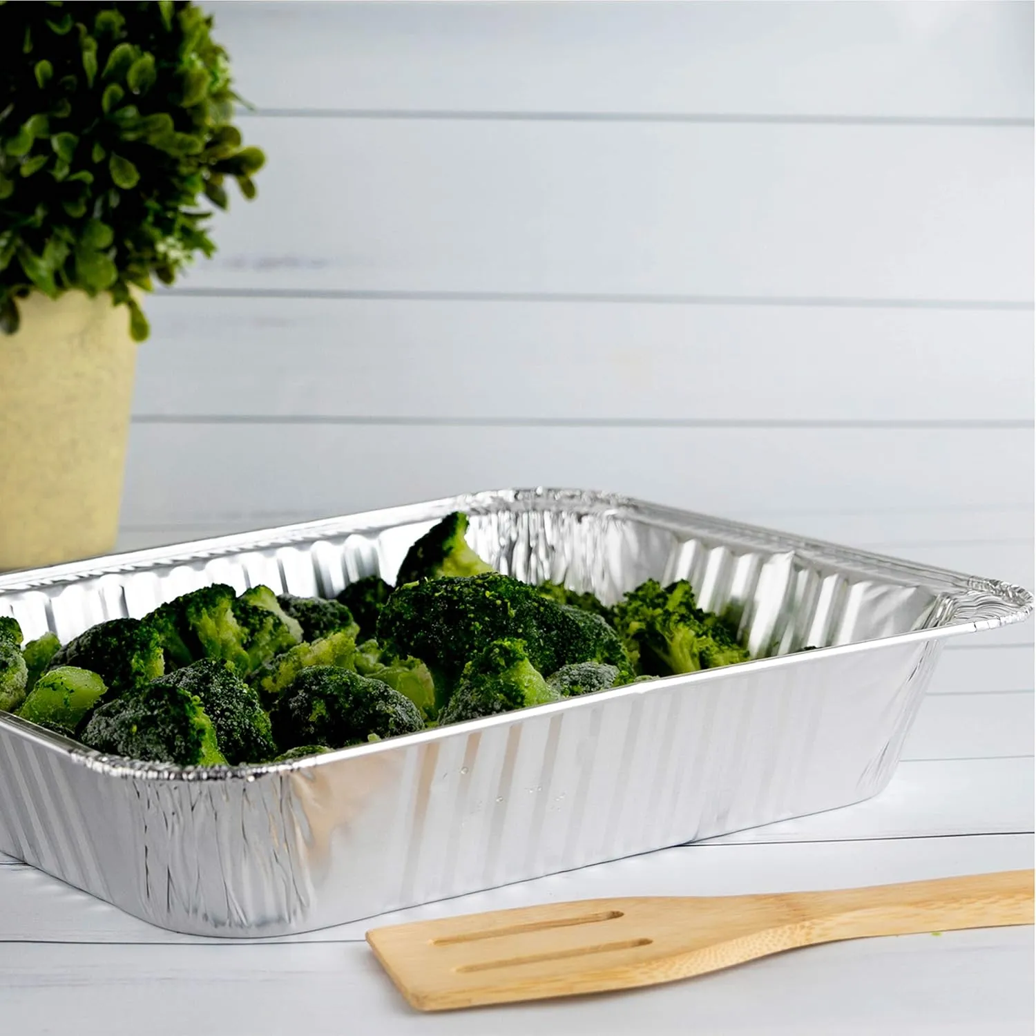 PLASTICPRO Disposable 9 x 13 Aluminum Foil Pans Half Size Deep Steam Table Bakeware - Cookware Perfect for Baking Cakes, Bread, Meatloaf, Lasagna (100)