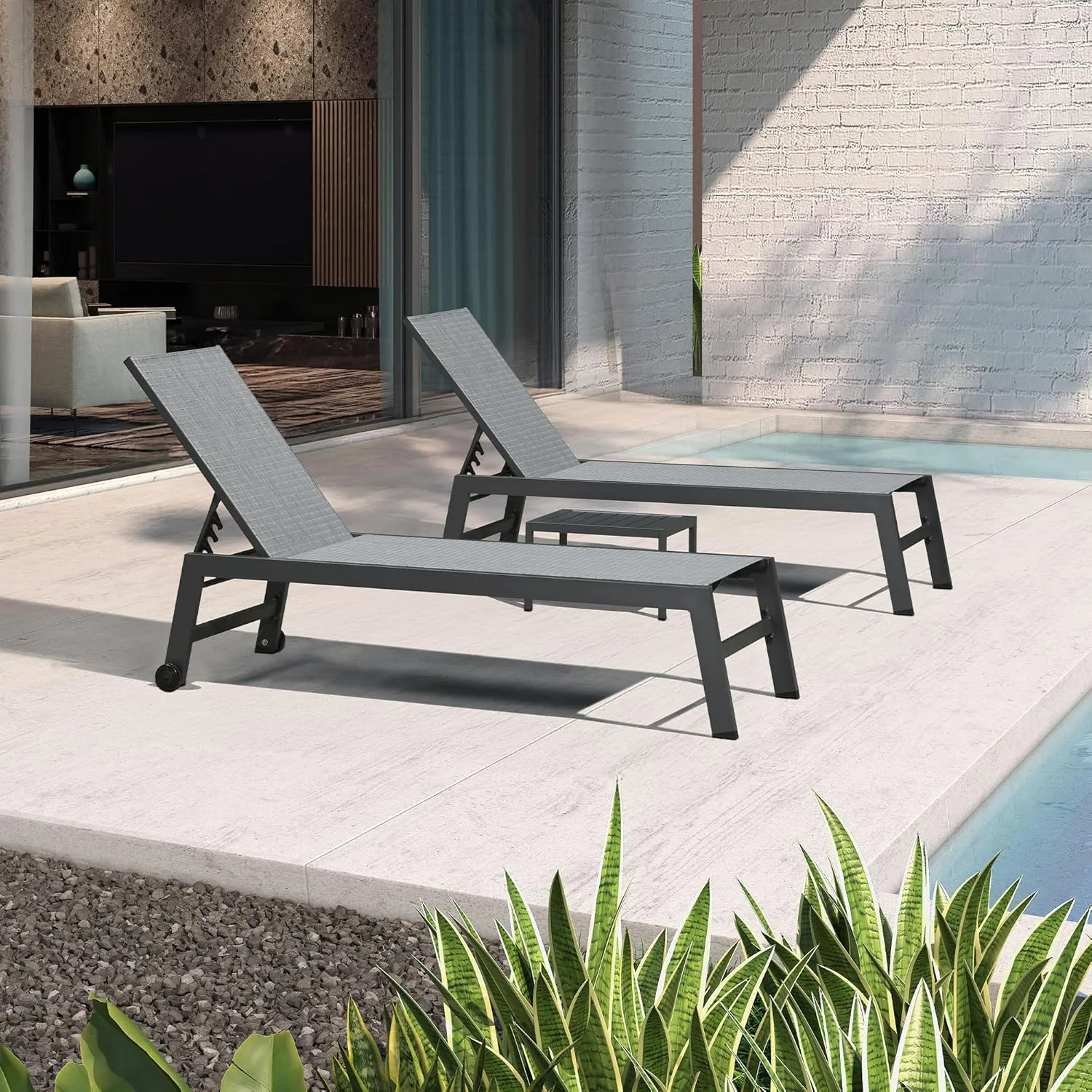 PURPLE LEAF Patio Chaise Lounge Set 2 Pieces Textilene Pool Lounge Chairs with Wheels Sunbathing Chair for Outdoor Yard (2 Mix Gray Lounges W/Side Table)