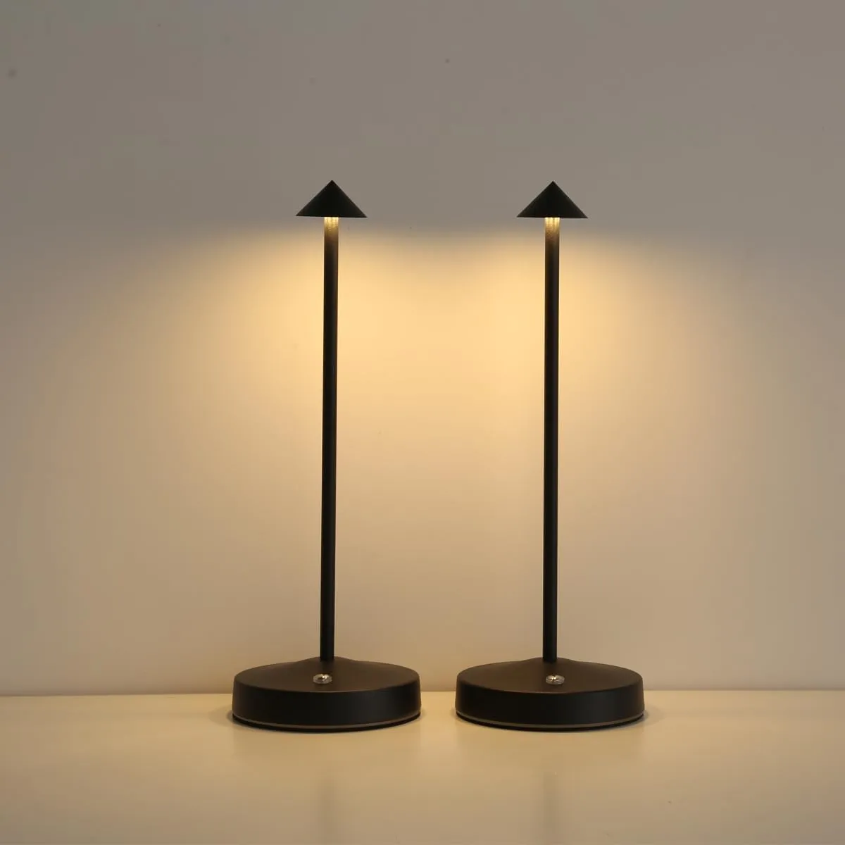Rechargeable Cordless Table Lamp,3000mAh Battery Operated Table lamp,Portable LED Touch 2 Levels Brightness Dimmable Bar Lamp,Battery Powered Lamp for Bars,Restaurant,Living Room(2 Pack)