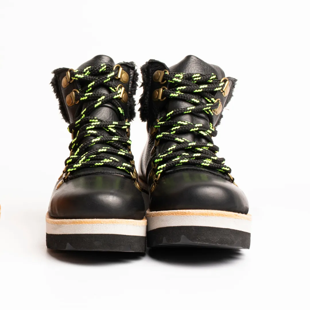 UltraLight Trekking Boots Snowy Black